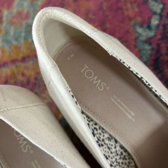 Toms | Women’s Cream Canvas Michelle Open Toe Wedge Espadrilles, like new!  Sz 8 - Picture 9 of 15